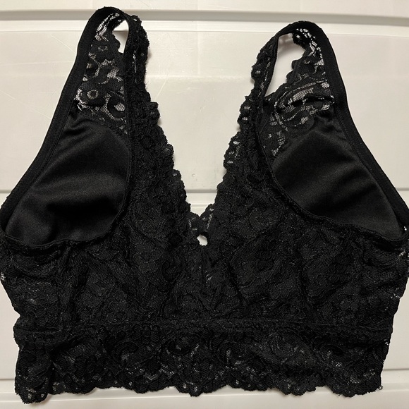 Black Deep V Lace Bralette Size Large - Picture 5 of 12